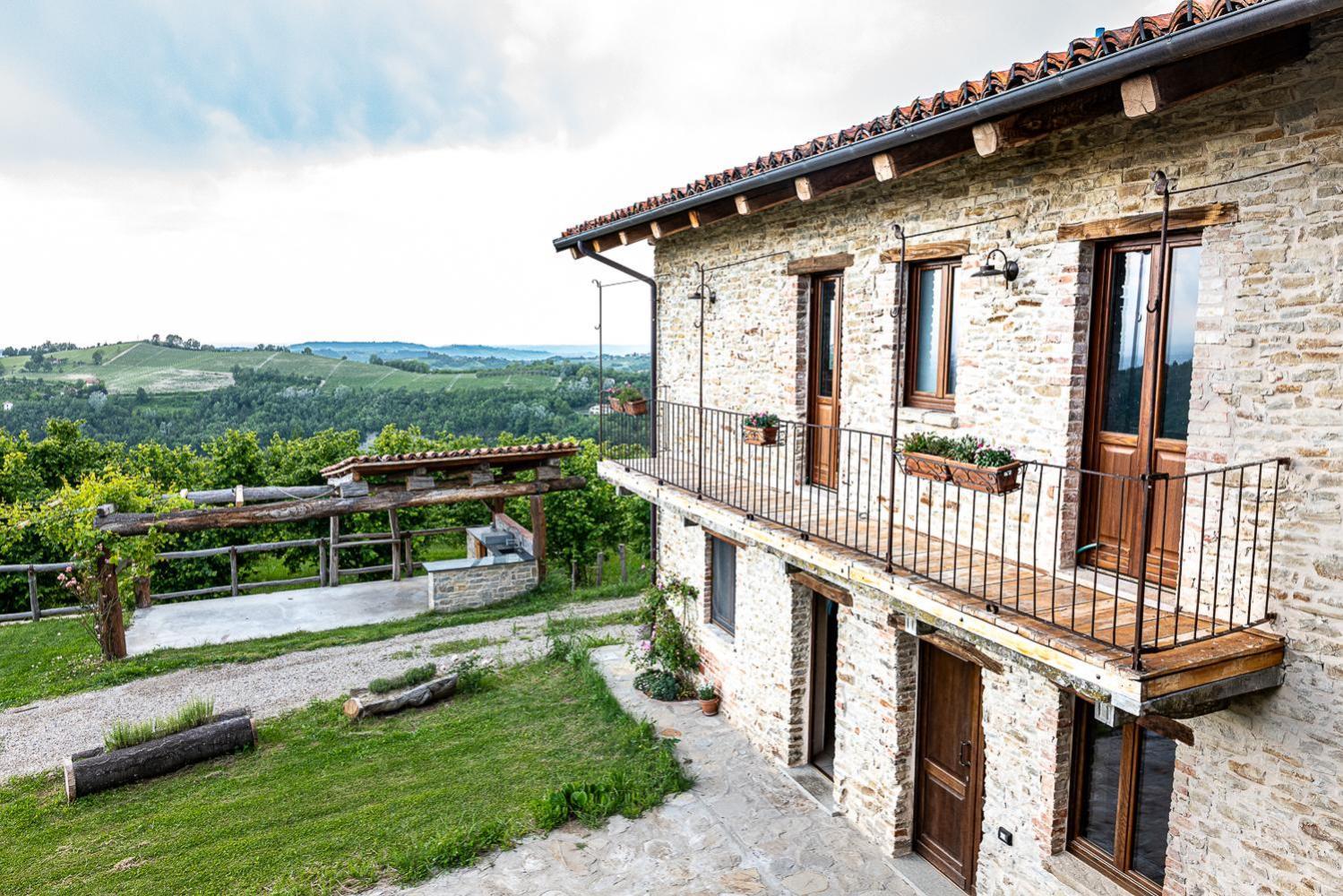 Casa Vecchia Bed&Breakfast Bossolasco Kültér fotó